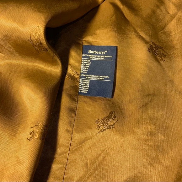 Burberry Trench Coat - Picture 7 of 9